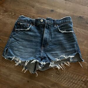 Abercrombie & Fitch high rise mom shorts